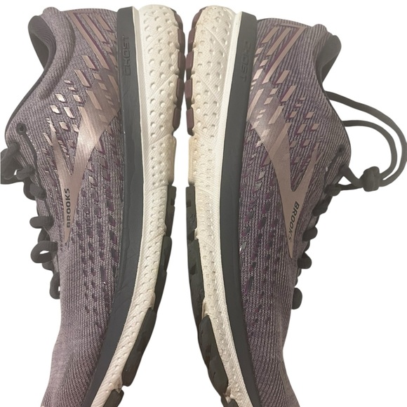 Brooks Ghost 13 Running Shoes Women’s 7.5 Purple Mauve Rose Gold Sneakers - Picture 3 of 12